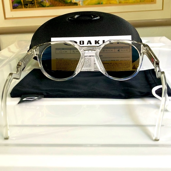 Oakley Kylian Mbappé Series Sunglasses - Picture 3 of 7
